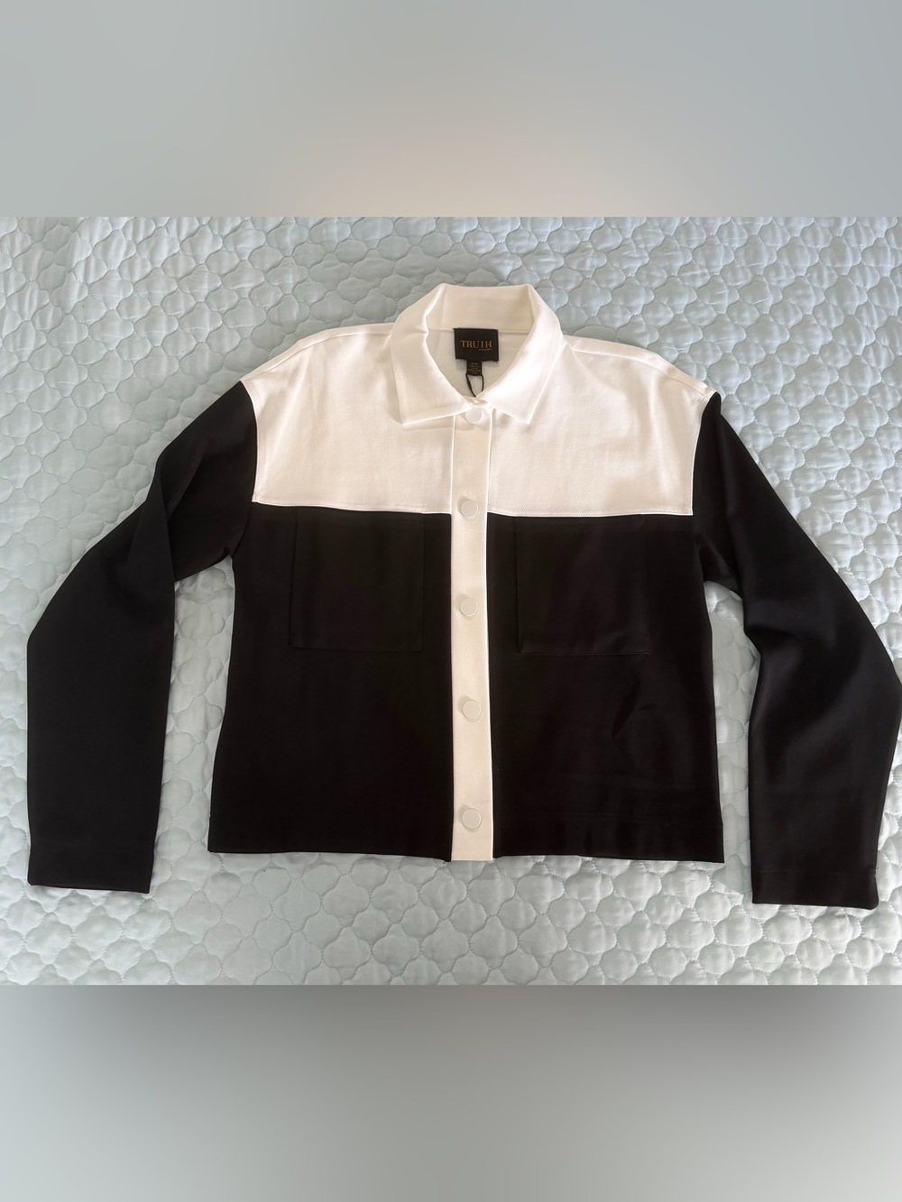 NWT TRUTH by Republic Women’s classic jacket M